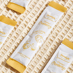 Load image into Gallery viewer, DENTALIGHT - Caviar Chicken Creamy, Handheld Lickable Wet Cat Treat, Prebiotics and Fish Oil Added, Grain Free, 5pcs, 50g